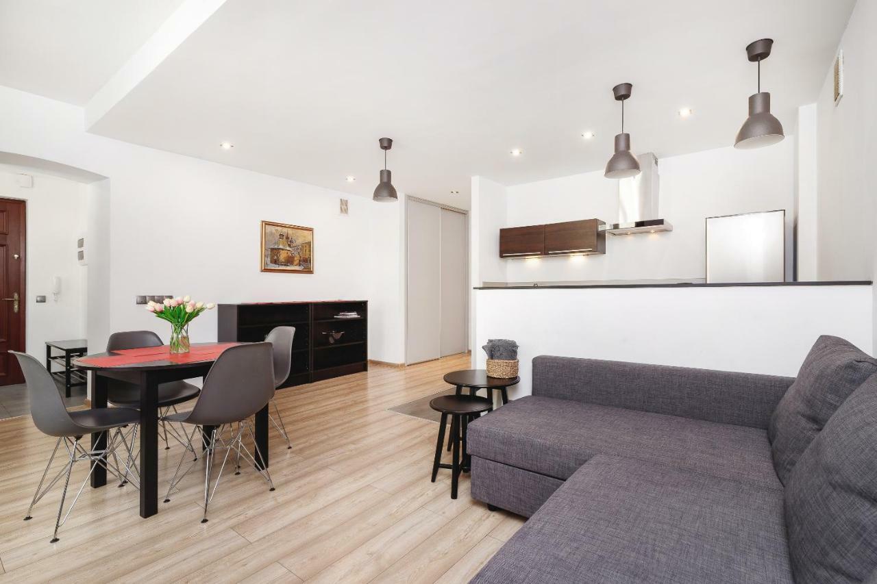 Apartments Cracow Miodowa By Renters Krakow Luaran gambar