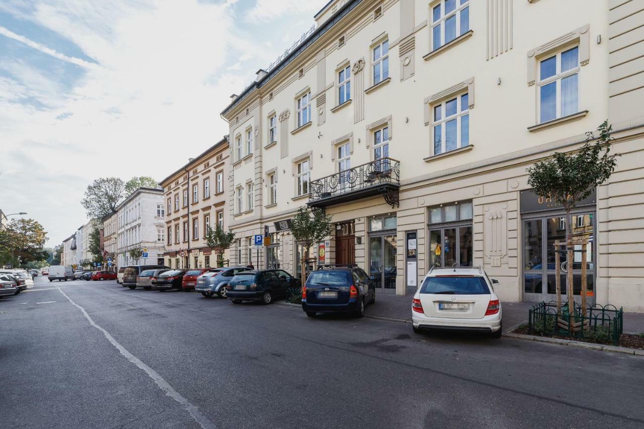 Apartments Cracow Miodowa By Renters Krakow Luaran gambar