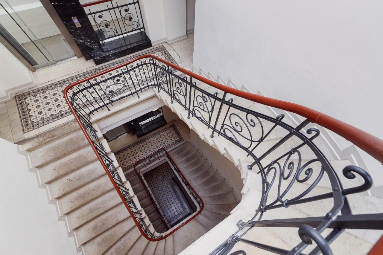 Apartments Cracow Miodowa By Renters Krakow Luaran gambar